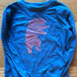 Gap kids size small 6–7 long sleeve blue T-shirt, bear